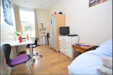 12 Bedroom Student House Properties Hyde Park Leeds - Photo 5