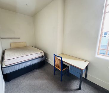 CITY CENTRE 3 BEDROOMS - Photo 6