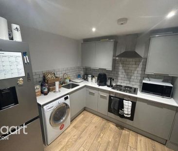 1 bedroom flat to rent - Photo 3