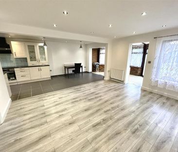 4 bedroom property to rent - Photo 6