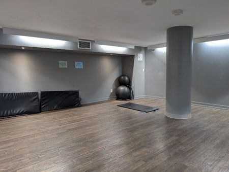 For Lease - 38 Joe Shuster Way Unit# 825, Toronto, Ontario - Photo 3