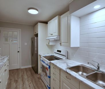 For Lease - 23 Seventh Street, Collingwood, Ontario - Photo 4