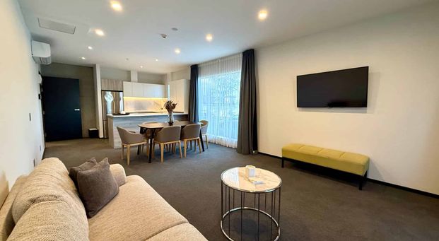 Fully furnished Executive Inner City Groundfloor Apartment - Photo 1