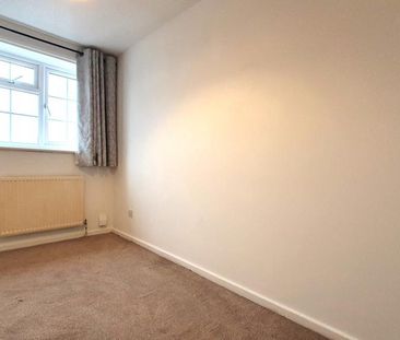 2 bedroom semi-detached house to rent - Photo 5