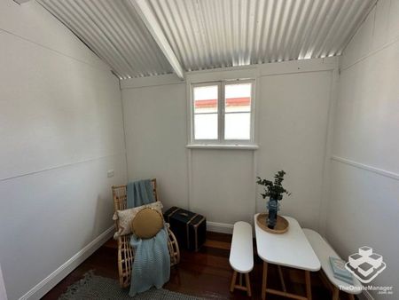 Stunning West End Queenslander - Photo 4