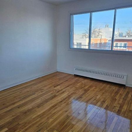 1 CH - 1 SDB - Montréal - $1,595 /mo - Photo 3