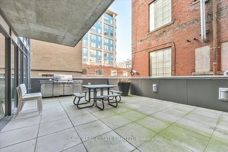 32 Camden Lofts , #301 - Photo 4