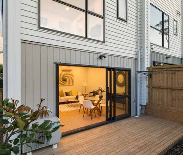 Modern and stylish brand new home 3 bed - Photo 5