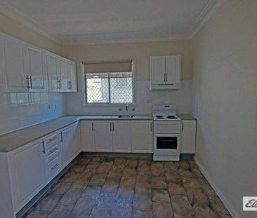 Solid Family Home - Photo 3