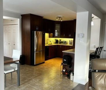 4 1/2 meublé - Photo 3