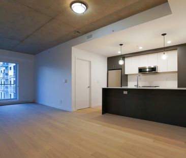 3155 Avenue Parkville, #322 - Photo 6