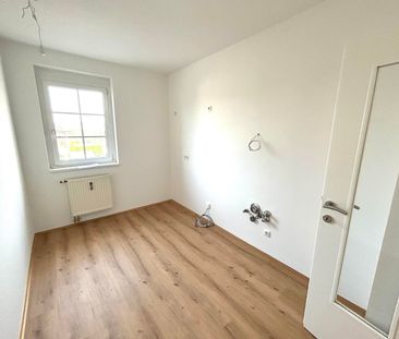 Sanierte 3-Zimmer Wohnung mit Parkplatz und Loggia - Foto 6