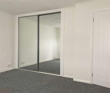 Bannings Vale, Saltdean, BN2 - Photo 3