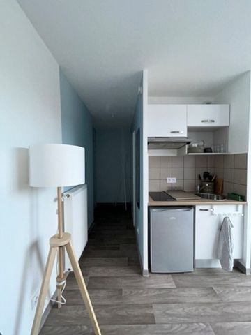 Location Appartement 1 pièce 16m² FRANQUEVILLE ST PIERRE 76520 - Photo 2