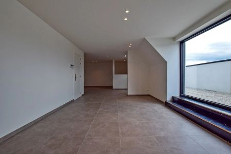 Ruim 2-slaapkamerappartement (129m²) te Leke (Diksmuide). - Photo 2