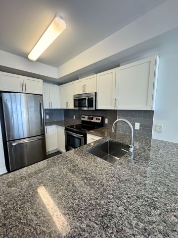 For Lease - 195 Besserer Street Unit# 2003, Lower Town - Sandy Hill, Ontario - Photo 4