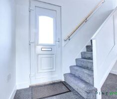3 BEDROOM House - Semi-Detached - Photo 1