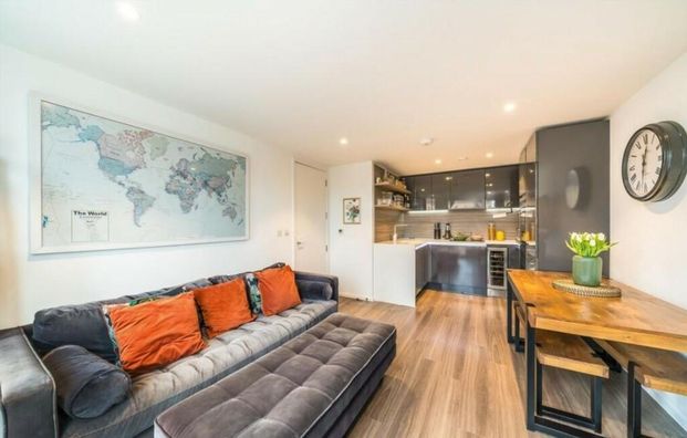 2 bedroom flat to rent - Photo 1