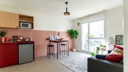 ST 20-22 RUE + - Photo 4