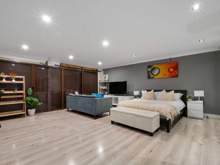 Petersham - Photo 5