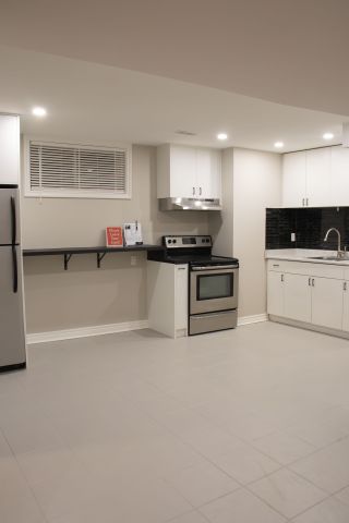 For Lease - 55 Breeze Drive Unit# Bsmt, Bradford West Gwillimbury, Ontario - Photo 3