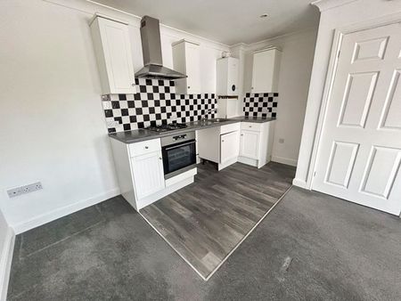 Albert Road, Poole - Photo 5