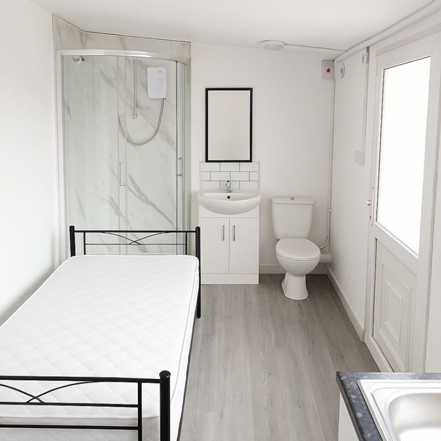 Studio Flat, Lower Ford Street, CV1 - Photo 1