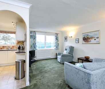 2 bedroom retirement property to rent - Photo 4