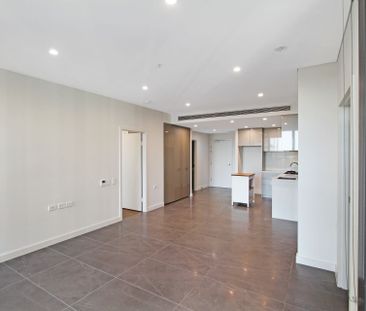 RESORT STYLE LIVING IN THE HEART OF MACQUARIE PARK - Photo 2