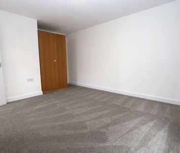 St. James Court, Bury - Photo 2