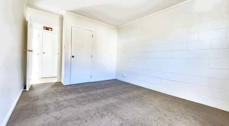 2 Bedroom + 1 Carport parking space, Sandringham - Photo 3