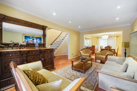 For Lease - 97 Brillinger Street, Richmond Hill, Ontario - Photo 3