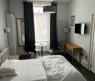 Studio Flat, East Preston Street, EH8 - Photo 4