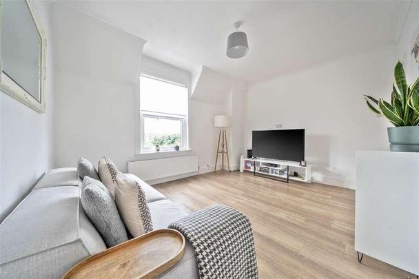 De Parys Avenue, Bedford, MK40 - Photo 1