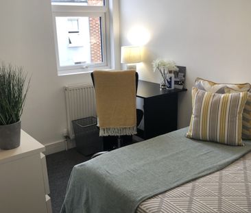 4 Albert Street - Photo 4