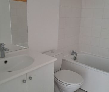 Location Appartement 2 pièces 34m² - Photo 3