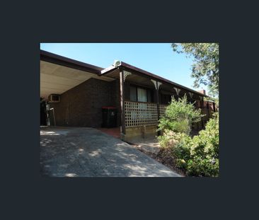 47 Teusner Drive, Morphett Vale, SA 5162 - Photo 2
