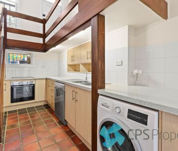 9 Mackey Street, Surry Hills NSW 2010 - House For Rent | Domain - Photo 5
