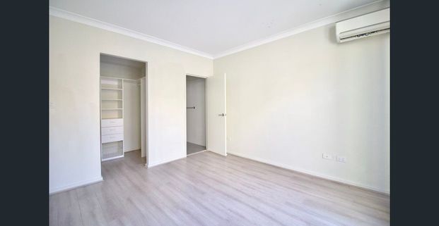 Spacious 3 Bedroom Apartment, With Floor board. - Photo 1