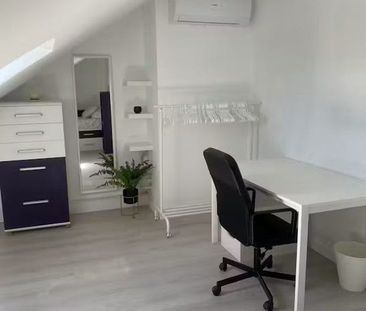 Calle de la Encina, Leganés, Community of Madrid 28918 - Photo 4