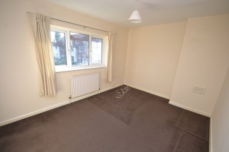 2 bed Mid Terraced House for Rent - Photo 3