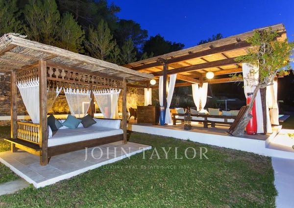 Sant Carles de Peralta, Balearic Islands 07850