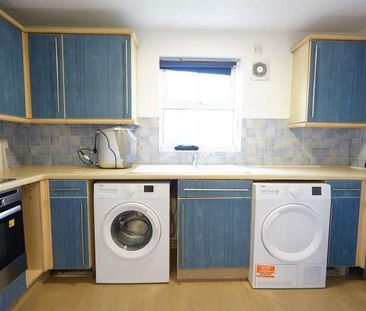 Rawlyn Close, Chafford Hundred, RM16 - Photo 5