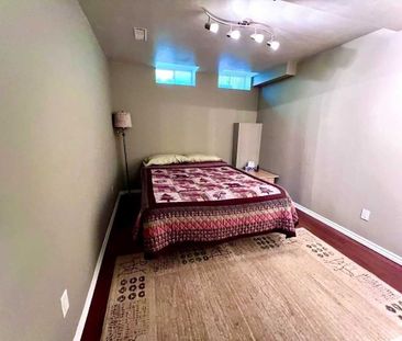 For Lease - 739 Joe Persechini Drive, Newmarket, Ontario - Photo 2