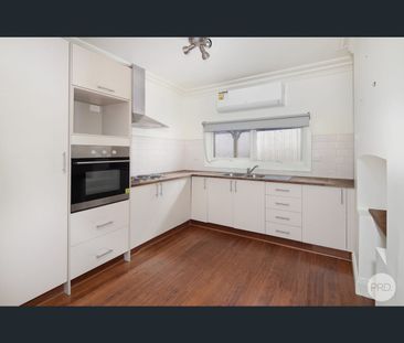 12 Rowe Street, Ballarat East, Vic 3350 - Photo 3