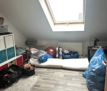Schöne 3 Zimmer DG-Wohnung mit Balkon in Rheinhausen-Bergheim - Foto 1