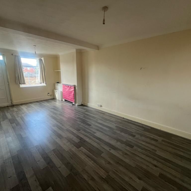 2 bedroom house to rent - Photo 1