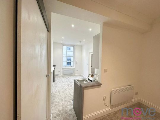 1 bedroom flat to rent - Photo 1