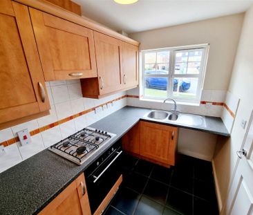 3 Bedroom House to Rent in Windsor Road, Rushden, NN10 0BB, NN10 - Photo 1