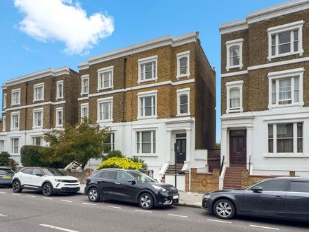3 bedroom flat to rent - Photo 3